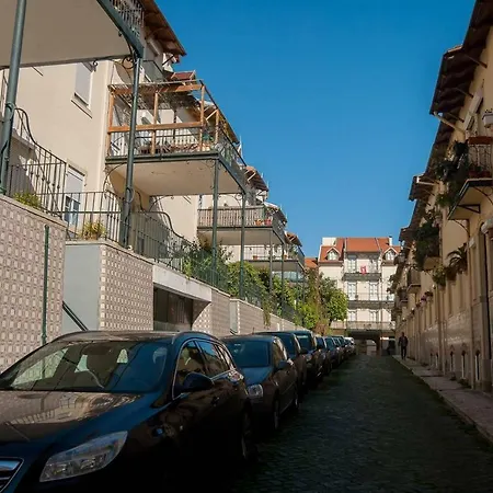 Vila Berta Apartment In A Cottage Street * Lisbon