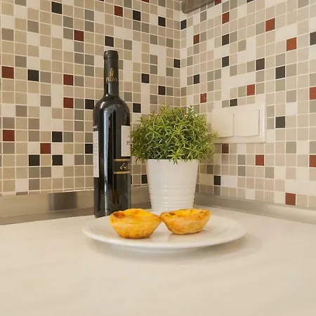 Vila Berta Apartment In A Cottage Street Lisbon