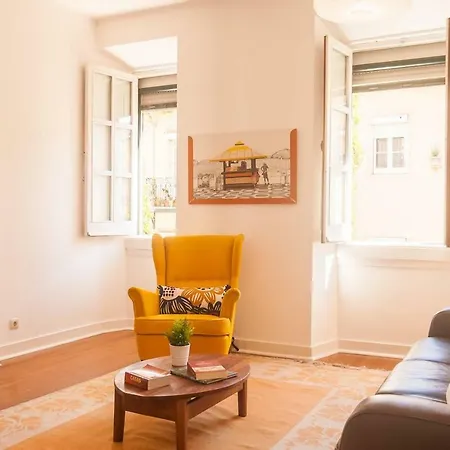 Vila Berta Apartment In A Cottage Street Lisbon